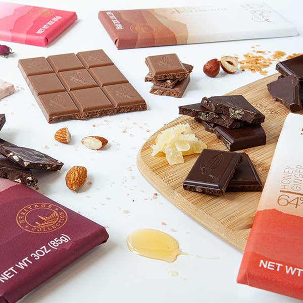 Le Belge Chocolatier, Inc - Wholesale Chocolate Bar - Sea Salt Olive Oil 64% Dark Chocolate Bar1
