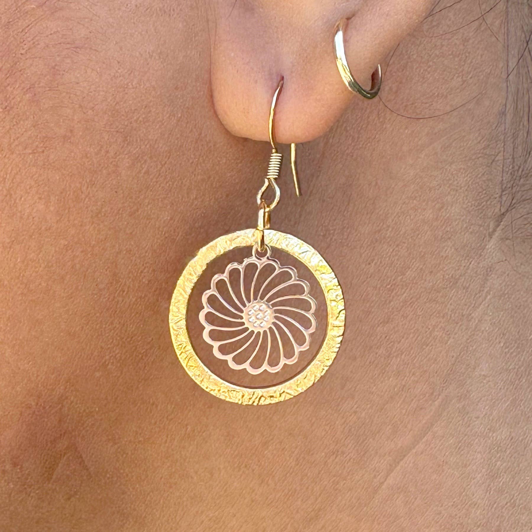 Marlene VanBeek Jewelry – Brincos de argola por atacado – Brincos Flor de Arco2