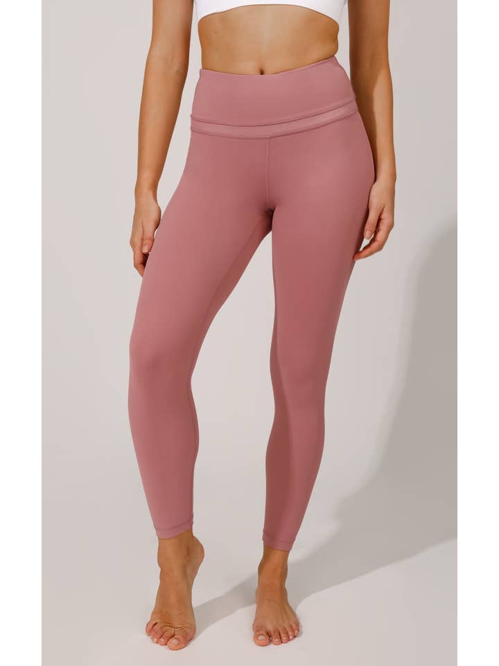 90 Degree by Reflex & Yogalicious - Wholesale Athletic/Lounge Leggings - Women's - "Bootyful" brand Interlink V-Back Cire High Rise 7/8 Ankle L1