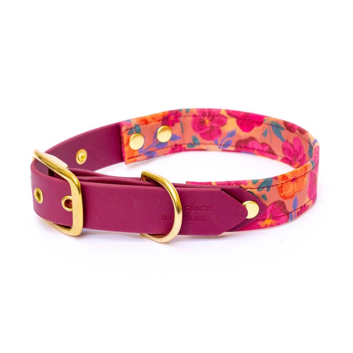 Collare Bellagio con motivo floreale per la vendita all'ingrosso da parte di Atelier Markiz