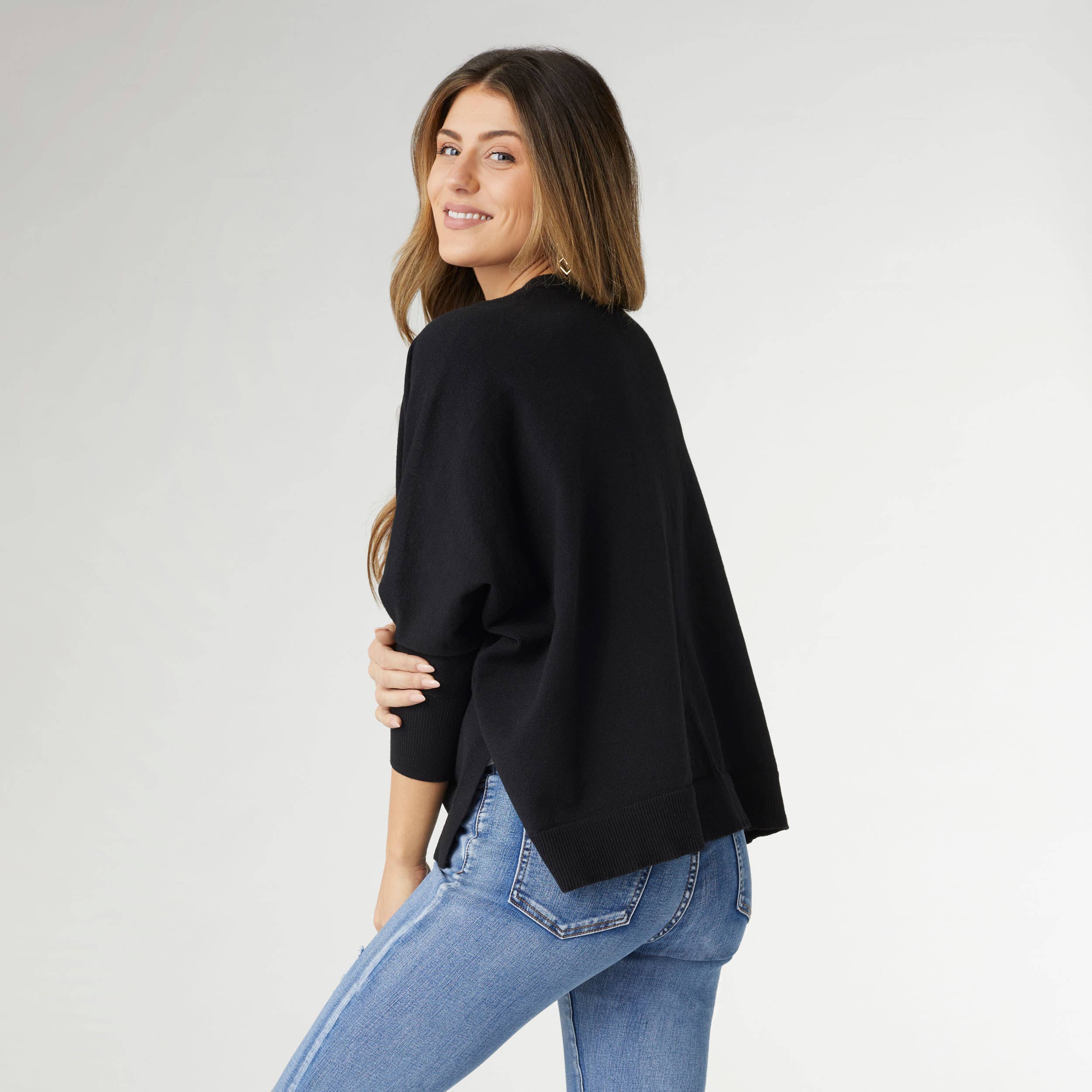 COCO + CARMEN - Wholesale Knit Sweater - Women's - Rila Fine Gauge V-Neck Sweater with Side Slit6