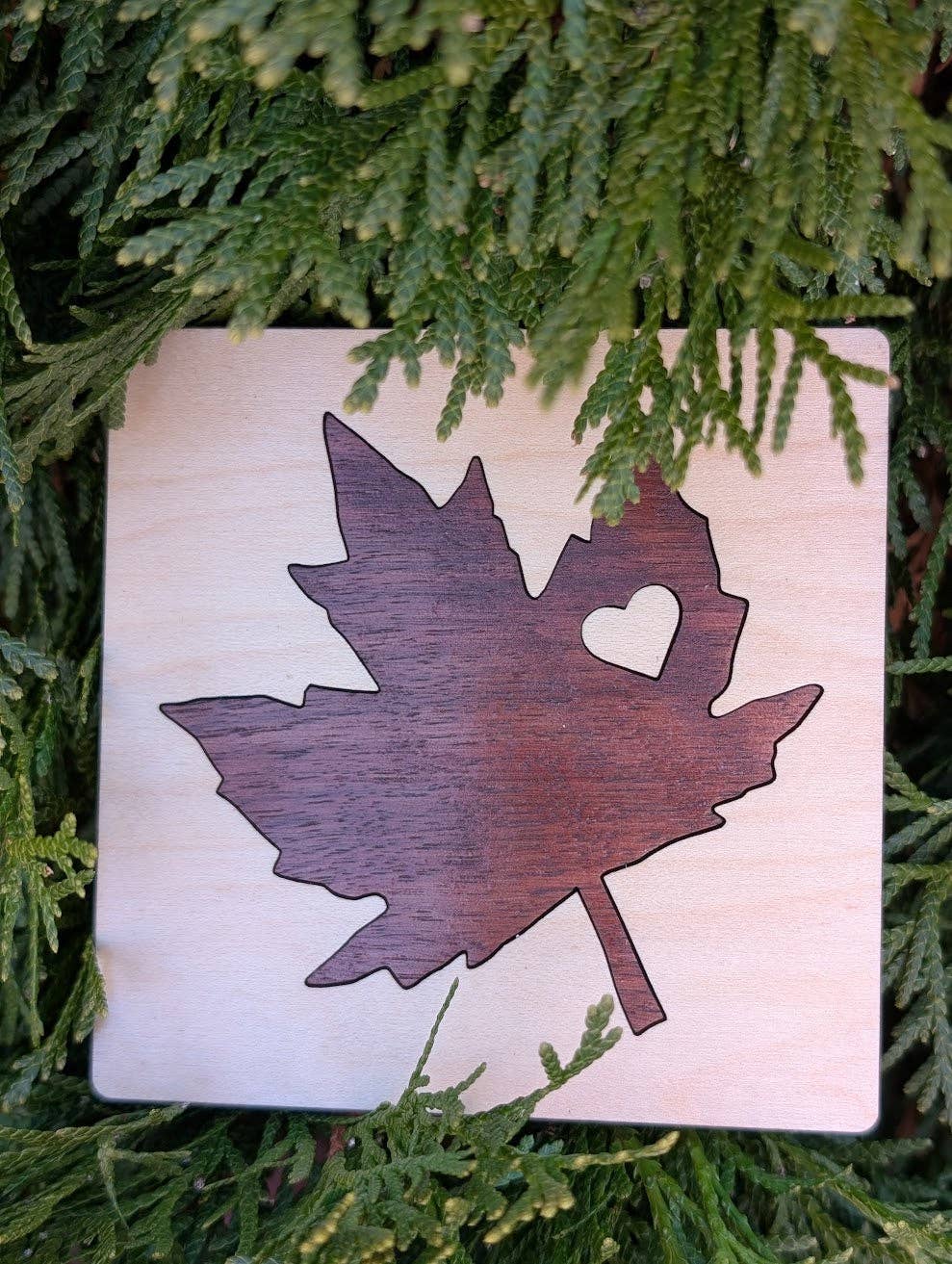 Foxwood Gifts Canada – wholesale Coasters – Maple Leaf Wood Inlay Coaster - Made in Canada5