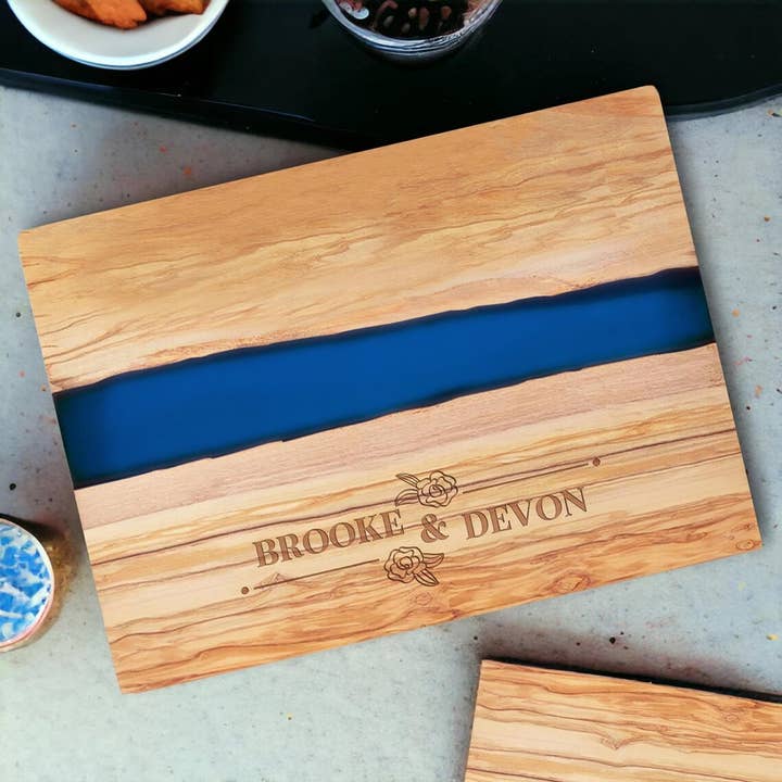 Engrave My Memories - Wholesale Cheese Board - Personalized Charcuterie Board Set, Live Edge Resin Serving