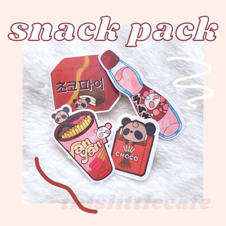 This Little Cafe – Großhandel Aufkleber – Panda Snack Pack | Asiatische gestanzte Sticker | Süße japanische Kawaii-Snacks | Chocolate Pocky, Choco Pie, Strawberry Ramune, Yanyan1