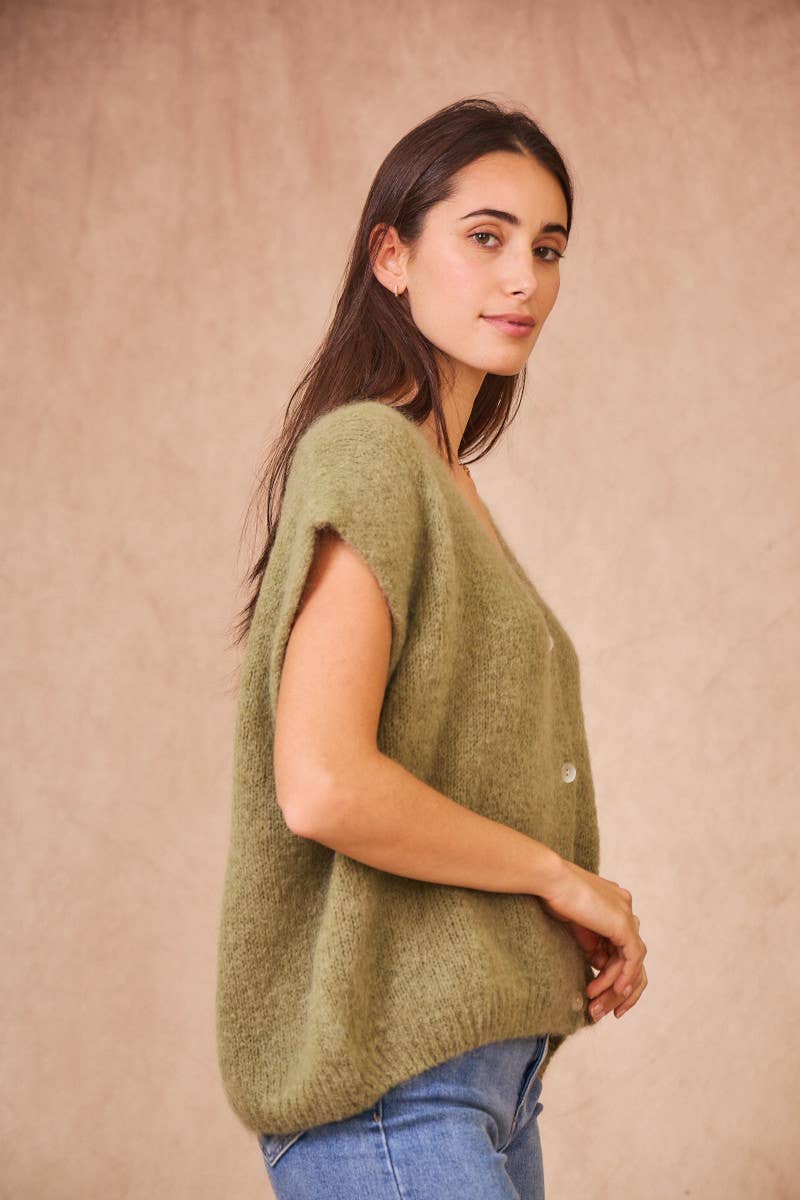 Calie Paris - Wholesale Knit Sweater - Women's - Kid Mohair Sleeveless Cardigan14