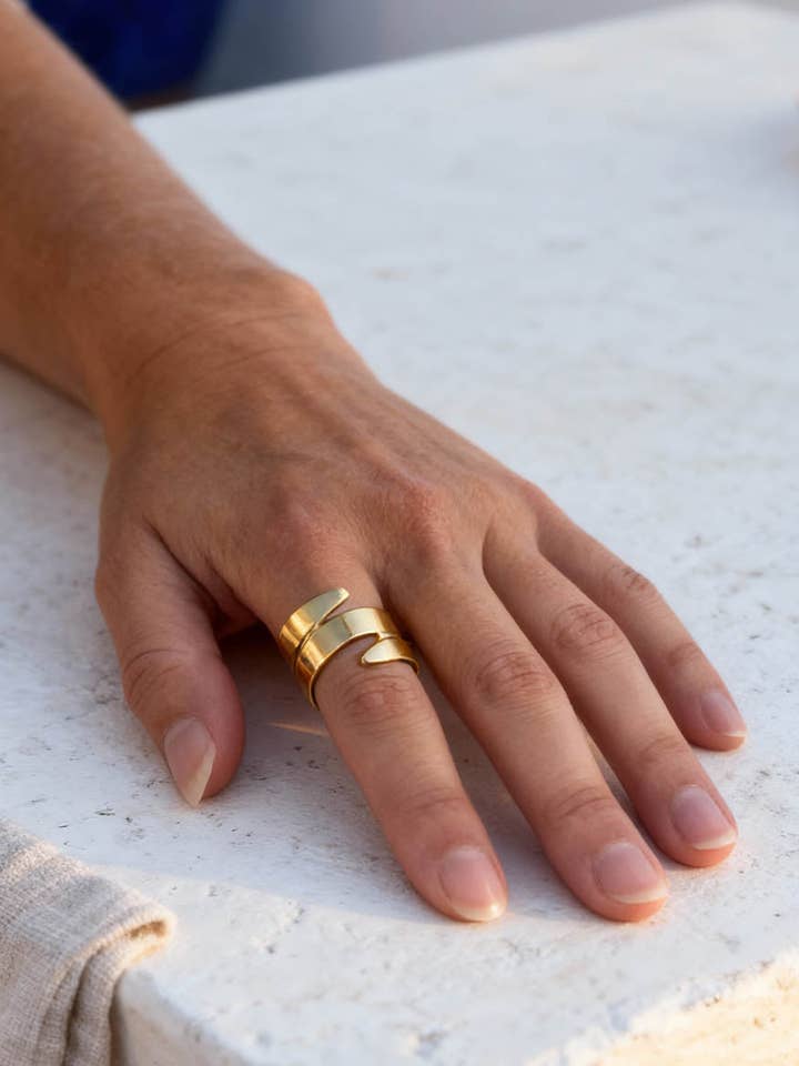 Meltemi golden ring | Handmade jewelry in France for wholesale by Caprice Paris