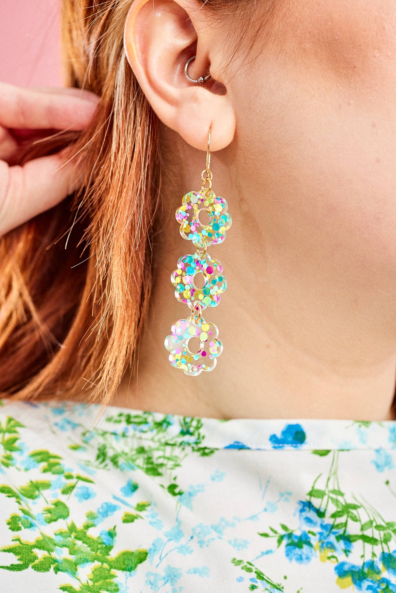 The Lost & Found - Wholesale Dangle Earrings - Retro Daisy Drops "Primary"4