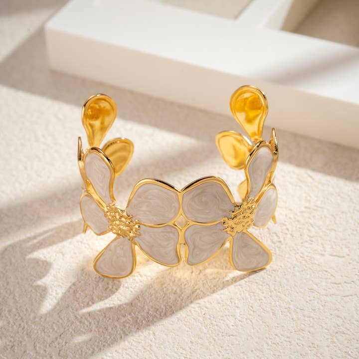 COSMOS – wholesale Cuff bracelet – Gold Floral Bracelet with Marbled Flower Adjustable Stainless Steel5