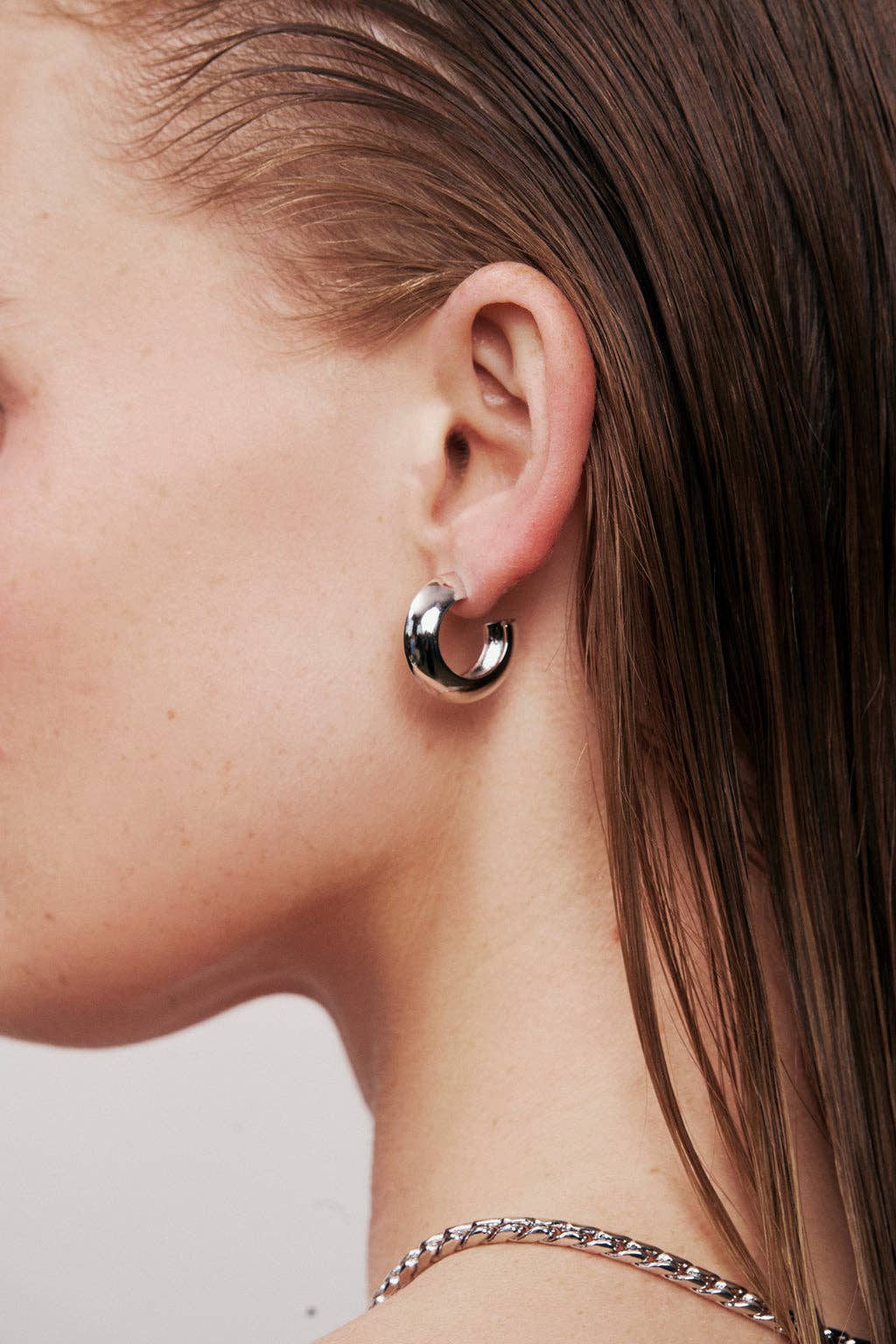 Lili Claspe - Wholesale Hoop Earrings - Holly Hoops3