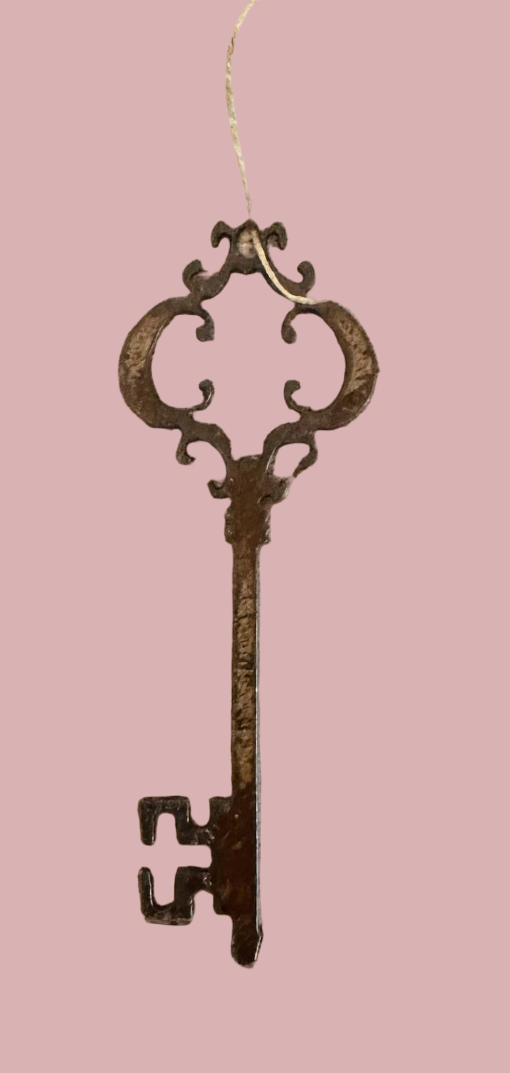 Universal Ironworks USA - Wholesale Ornament - Key Vintage Inspired Rusty Metal Key Made In USA Ornament1