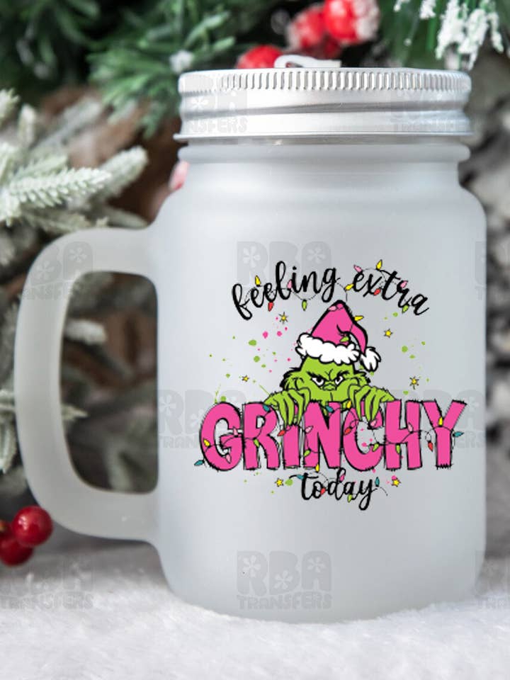 Autocollant DTF UV Pink Feeling Extra Grinchy Today pour la vente par RBA Transfers