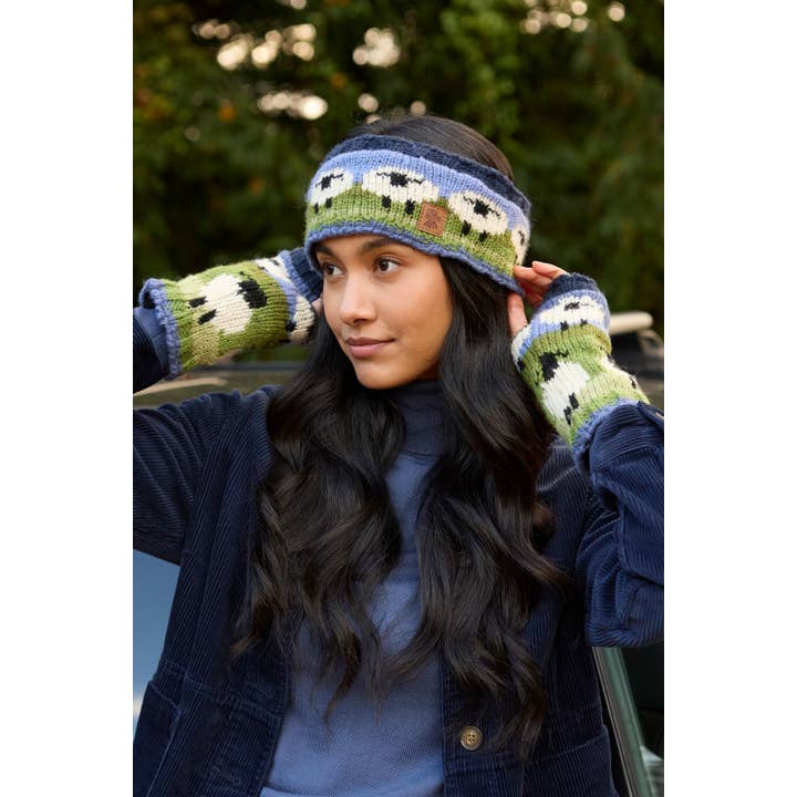 Cintillo Cinta para la cabeza de lana tejida con orejas de oveja blanca. de venta al por mayor en Faire4