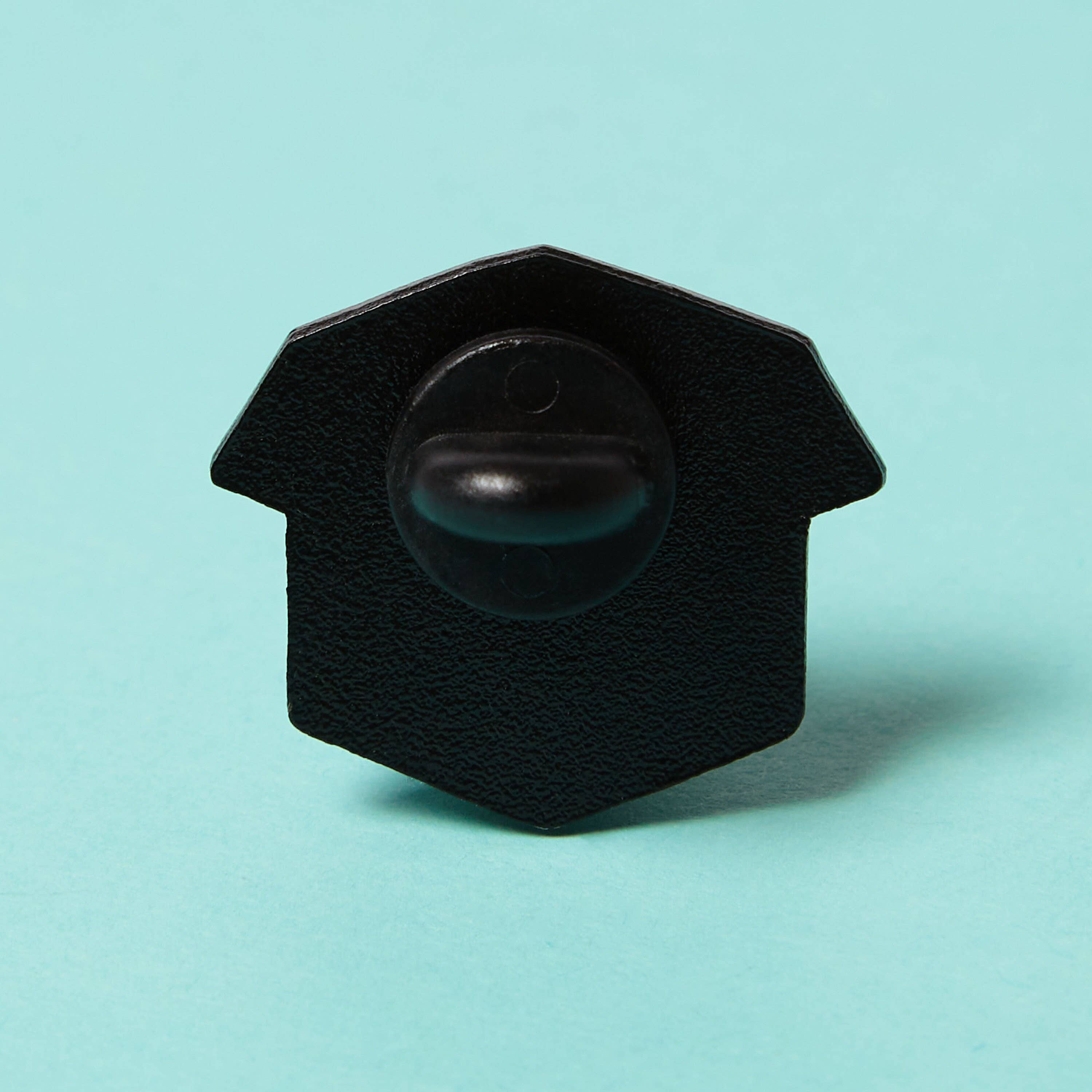 Higglebees - Wholesale Lapel Pin/Button - Happiness (Cat In A Box) - Enamel Pin Badge6