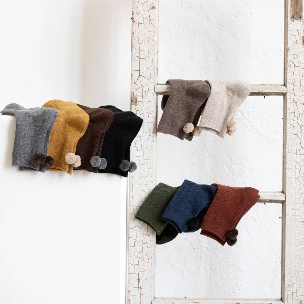 Unified - Wholesale Socks - Women's - Winter Pom Pom Socks9