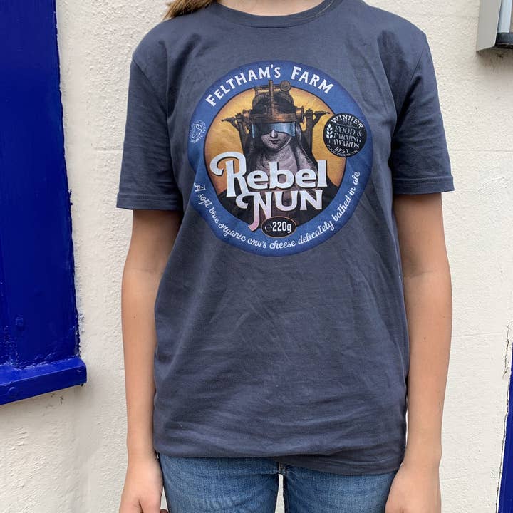 T Camisa Rebel Fun por atacado de Feltham's Farm Ltd