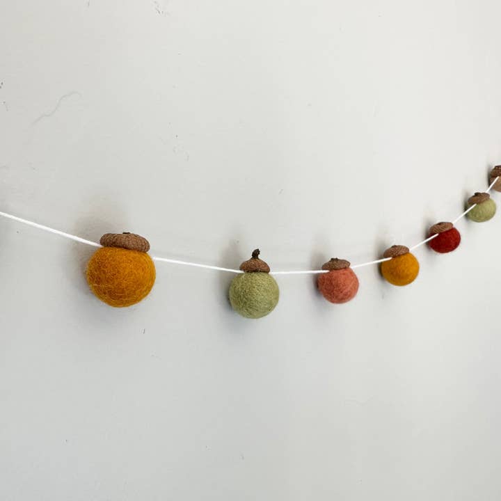 Wool Jamboree - Wholesale Ornament - Best Seller Wool Acorns3