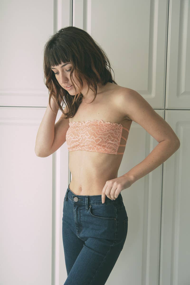 Leto Accessories – Großhandel Bralette – Damen – Boho-Spitzen-Bandeau mit Korsettrücken3