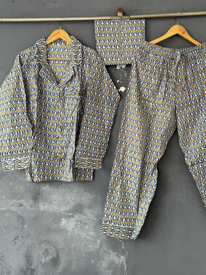 Bomuldsbukser og skjortesæt Natsæt Blomstret trykte PJ-sæt for engroshandel hos bhavnas boutique