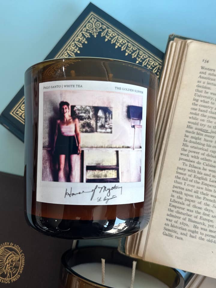 „House of Mystery“ Palo Santo + Weißer Tee Sojawachskerze für den Großhandel von The Golden Slipper