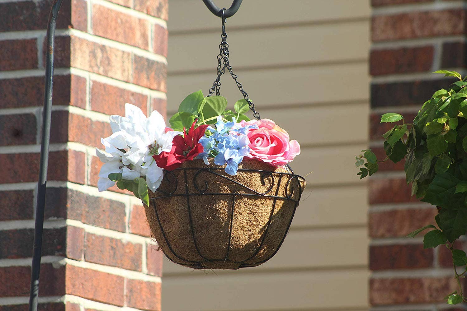 Ashman Online - Wholesale Hanging Planter - Ashman Metal Hanging Planter Basket with Coco Coir Liner 12"3