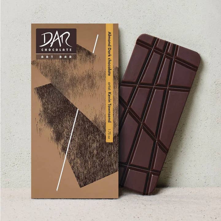 Dar Chocolate - Wholesale Chocolate Bar - Art Bar: Crunchy Almond Dark Chocolate Bar (Mixed Art)