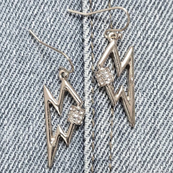 Greater Goods Imports & Wholesale - Wholesale Dangle Earrings - E1092 QE1715 Lightning Bolt Design Drop Dangle Hook Earrings2