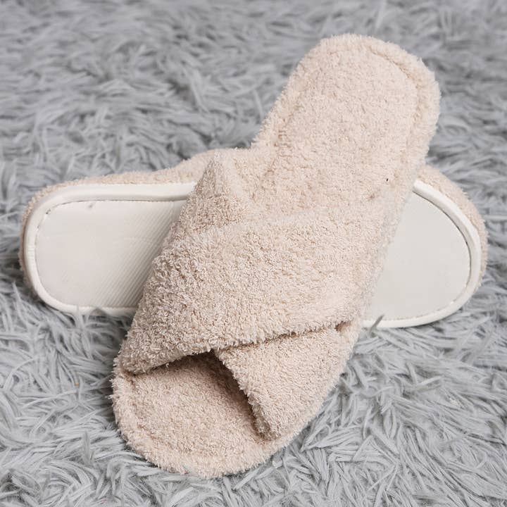 Fashion City - Vendita all'ingrosso Pantofole - Donna - Pantofole da casa morbide di lusso Criss Cross Solid