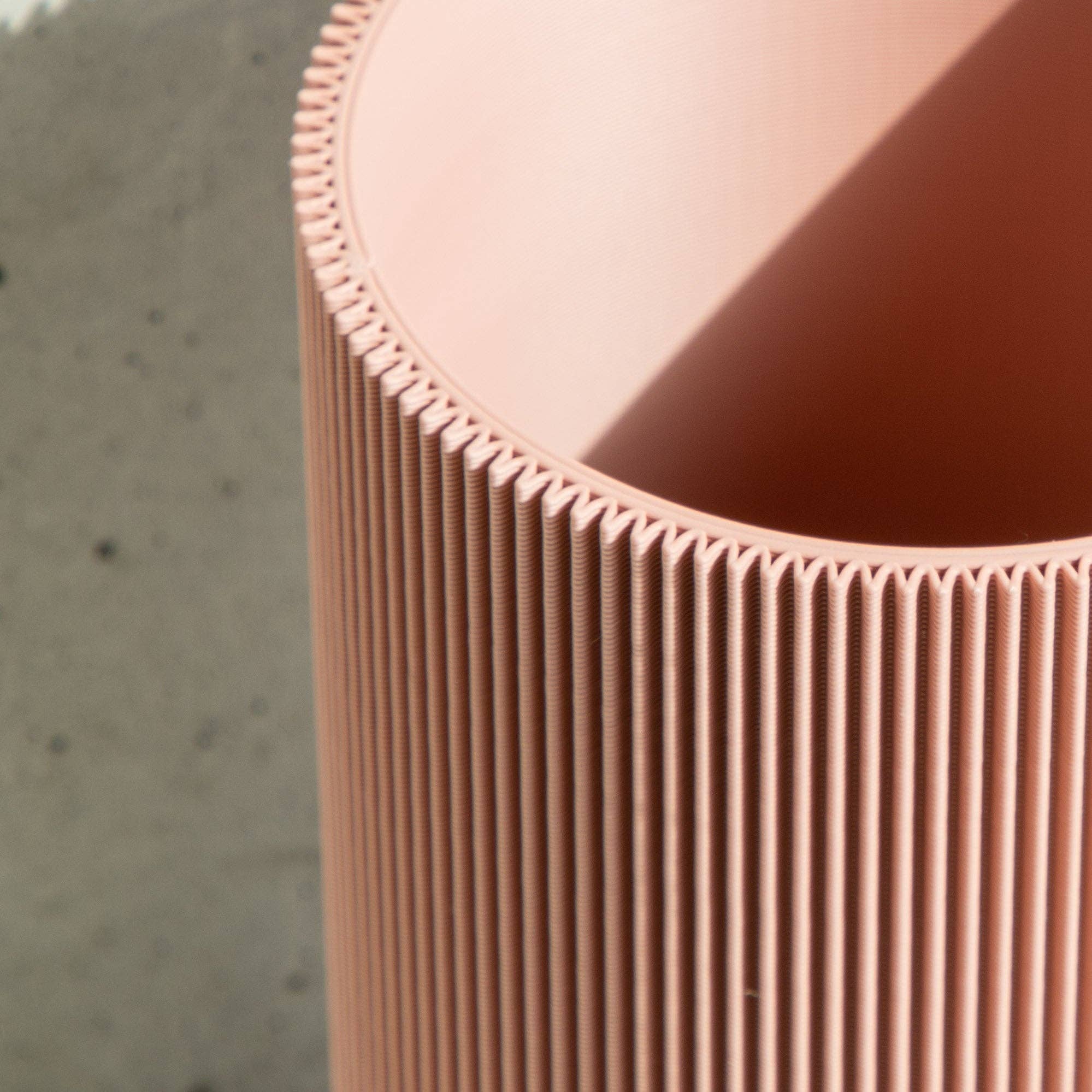 dennismaass. – Großhandel Vasen – GERADE Vase10