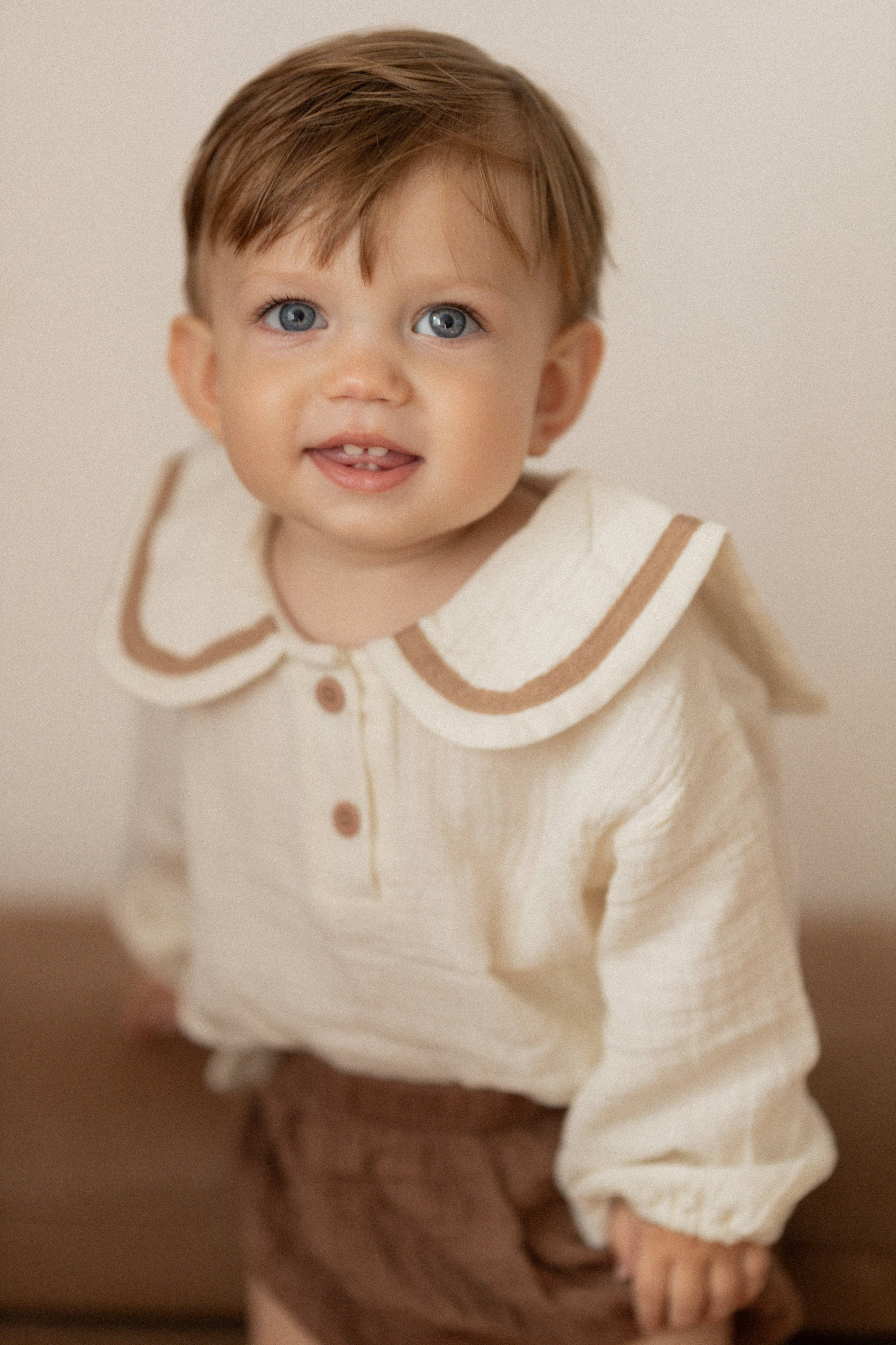 Annie & Charles - Wholesale Top & Short Set - Baby - Annie & Charles® muslin set with organic cotton collar5