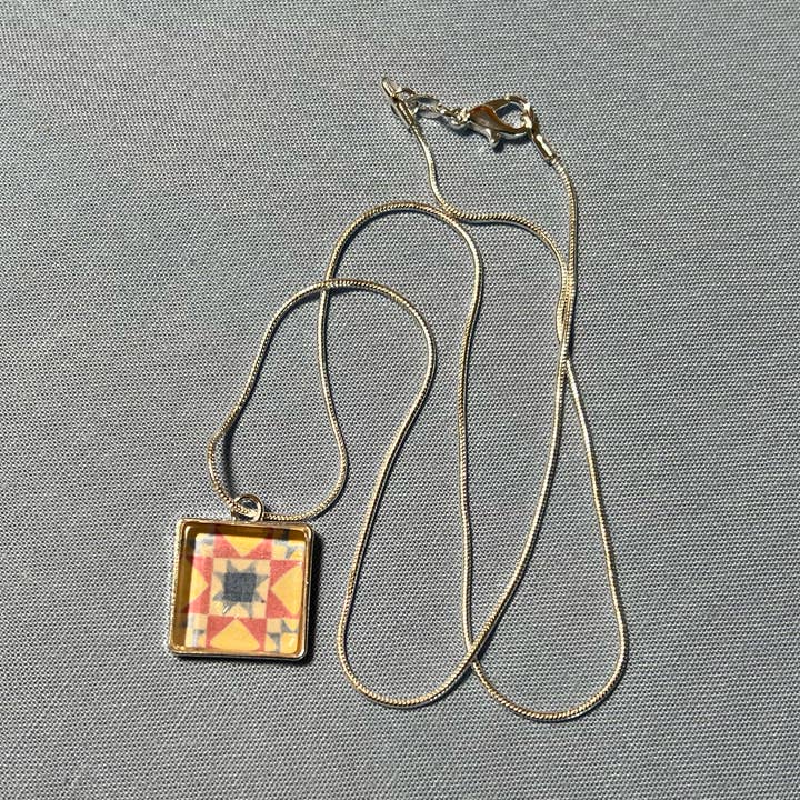 Colgante Pequeño Estrella Galaxia para venta al por mayor de Quilt Design Jewelry