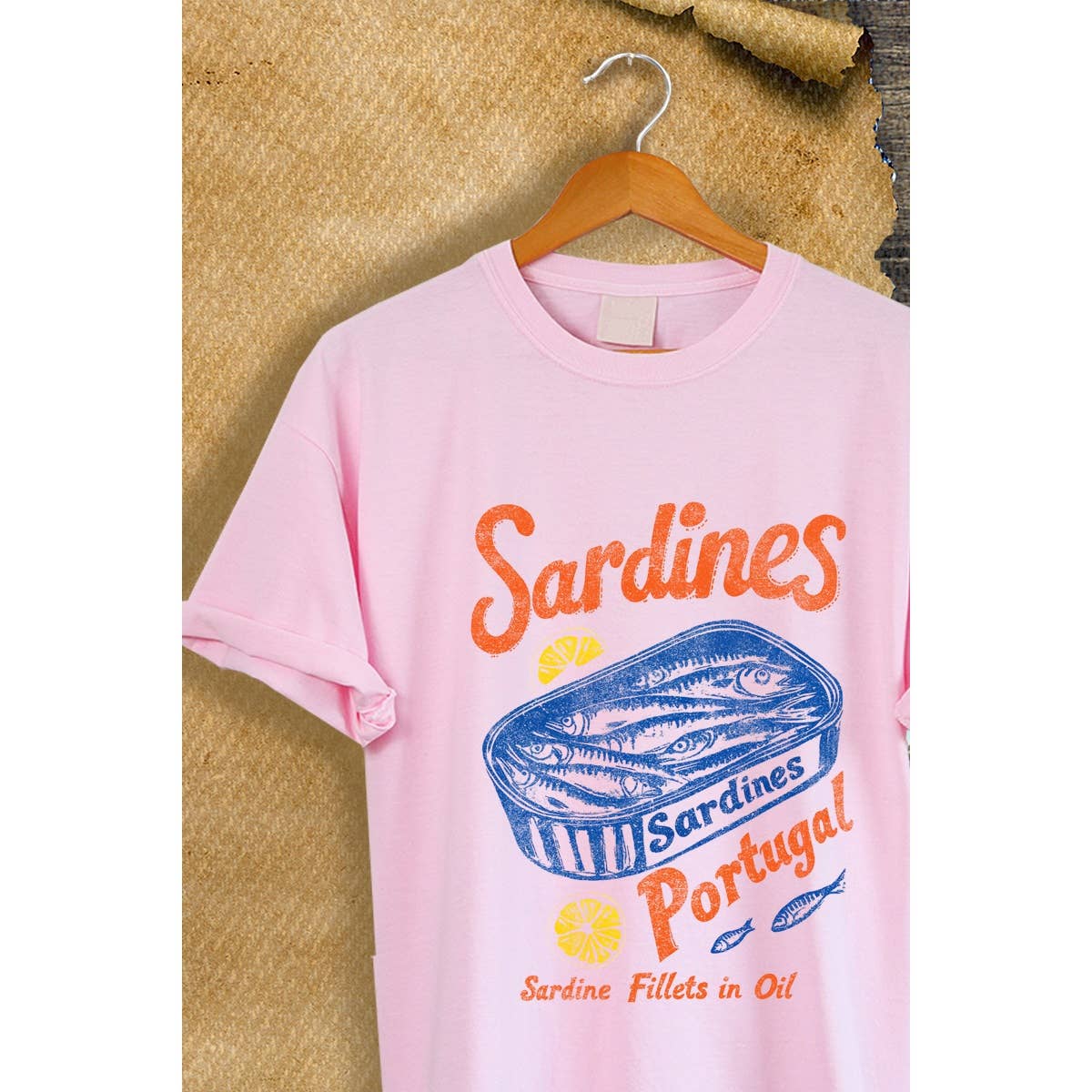 Illustrated Society - Vente T-shirt à imprimés – femme - T-shirt vintage graphique sardines Portugal1