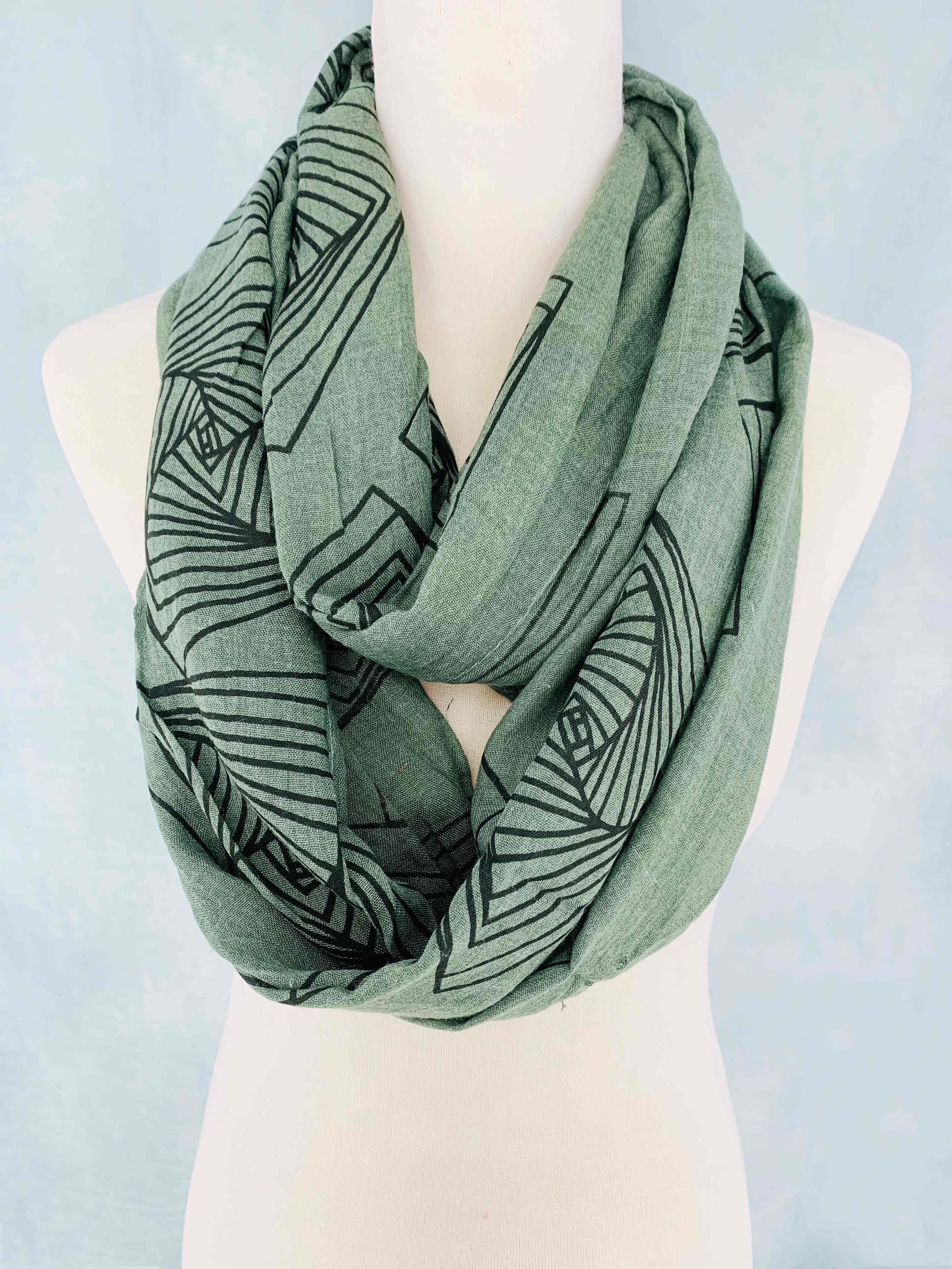 JC Sunny Fashion - Wholesale Scarf - Women's - JC011220  Abstract Infinity Scarf7