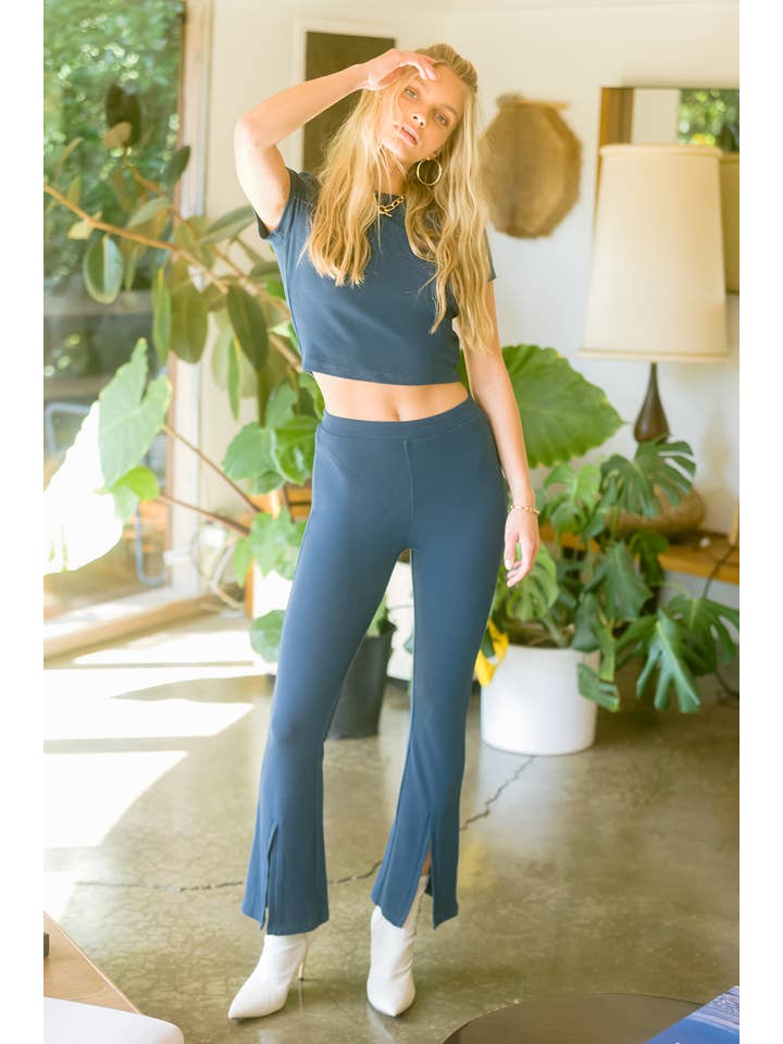 Listicle - Wholesale Lounge Set - Women's - Ribbed Crop Top & Split Hem Pants Set2