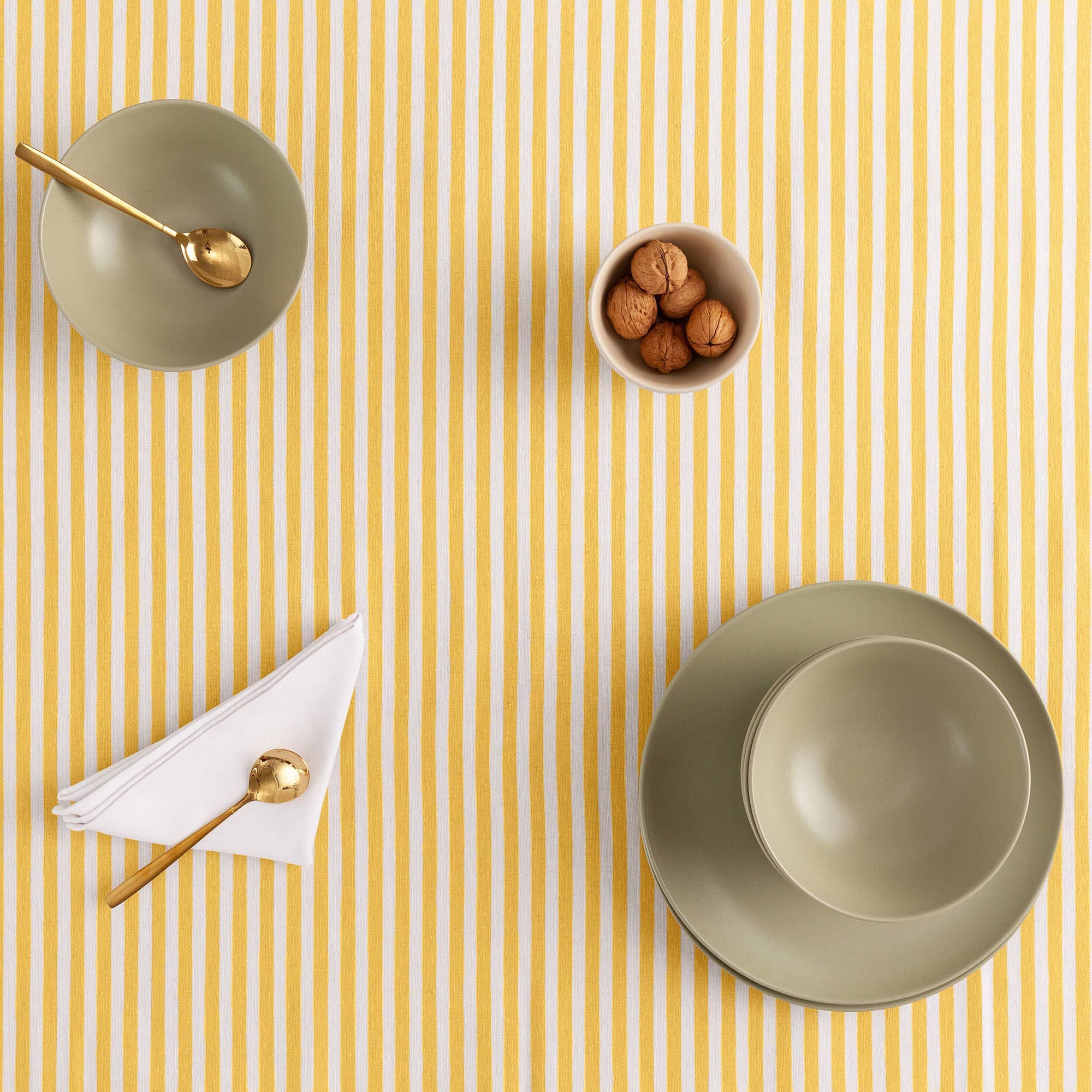 GAMUSI - Vente Nappes - Nappe anti-taches coton toucher tissu rayures ARENZA17