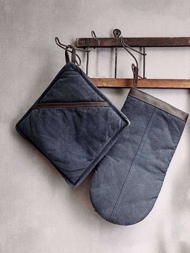 TAMBA Topflappen und Ofenhandschuh mit Lederbesatz für den Großhandel von Fynch-Hatton Living