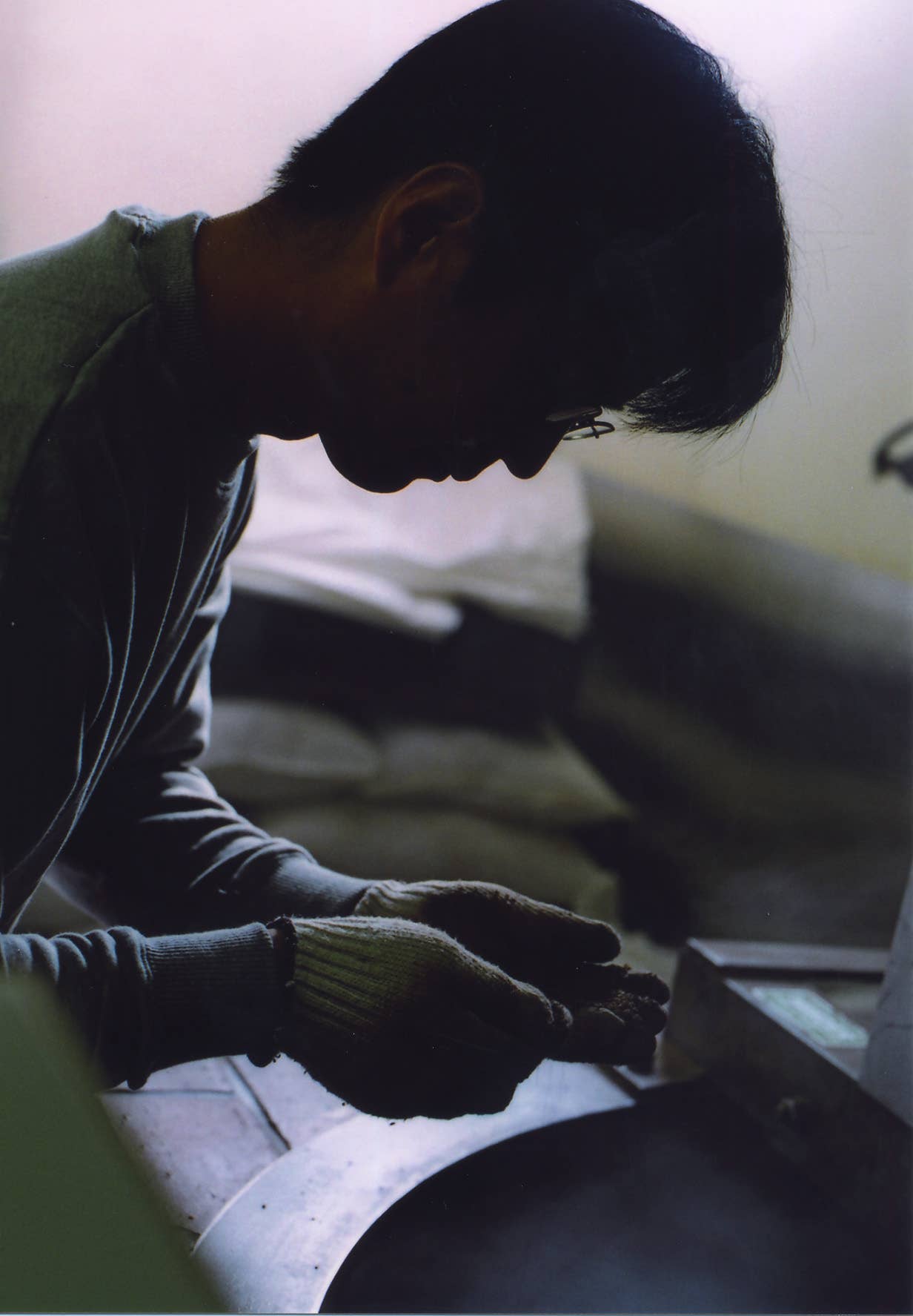 Japan Artisans - Wholesale Cooking Oil - Henko–Roasted White Sesame Oil 140g | Kyoto, Japan2