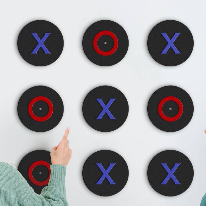 Tic Tac Toe 'Farverig Kollision' Vægspil for engroshandel hos Archtwain