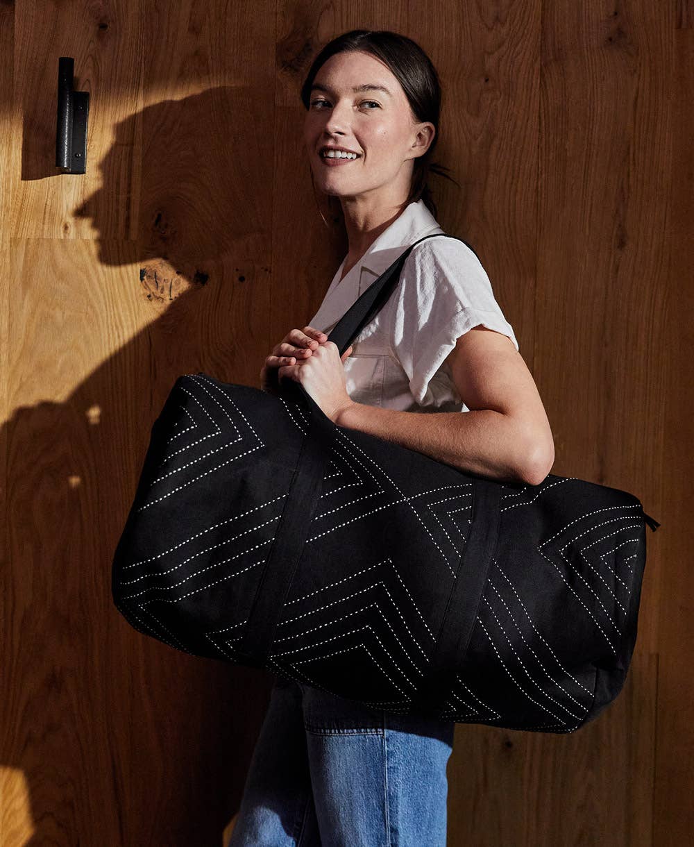 Anchal - Wholesale Weekender Bag - Women's - Arrow Canvas  Duffle Bag1