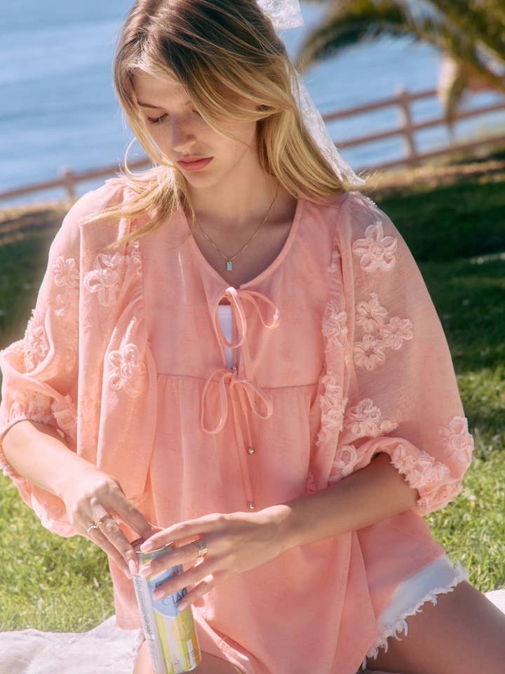 Blouse Transparente Brodée pour la vente par Oddi