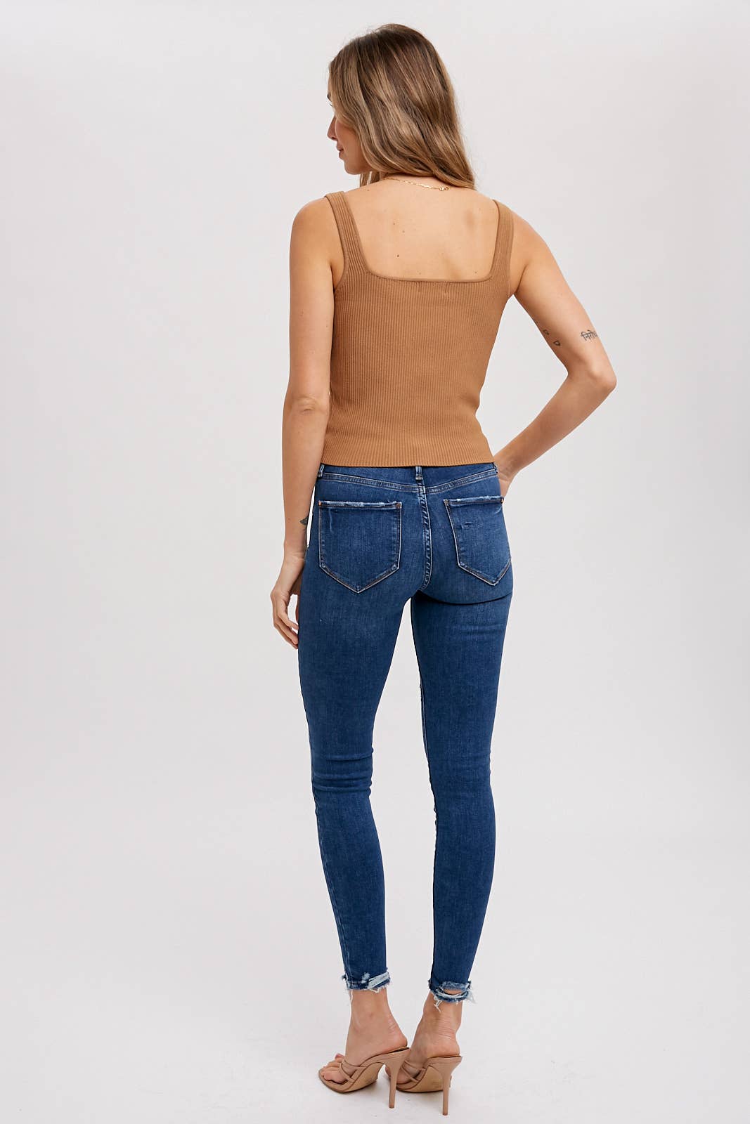 Bluivy - Wholesale Tank Top - Women's - ESSENTIAL RIBBED TANK17