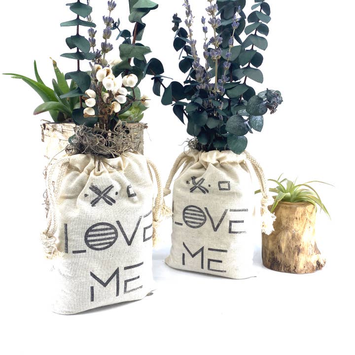 Sunsum Intentional Living - Wholesale Dried/Pressed Flowers - Sack of Flowers, Love Me, Organic, Dried Flower Bouquet4