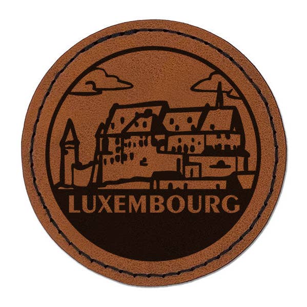 Château de Vianden au Luxembourg Destination Pays Patch Appliqué en Similicuir Gravé à Repasser Rond - 2,5 Pouces - Marron pour la vente par Sniggle Sloth