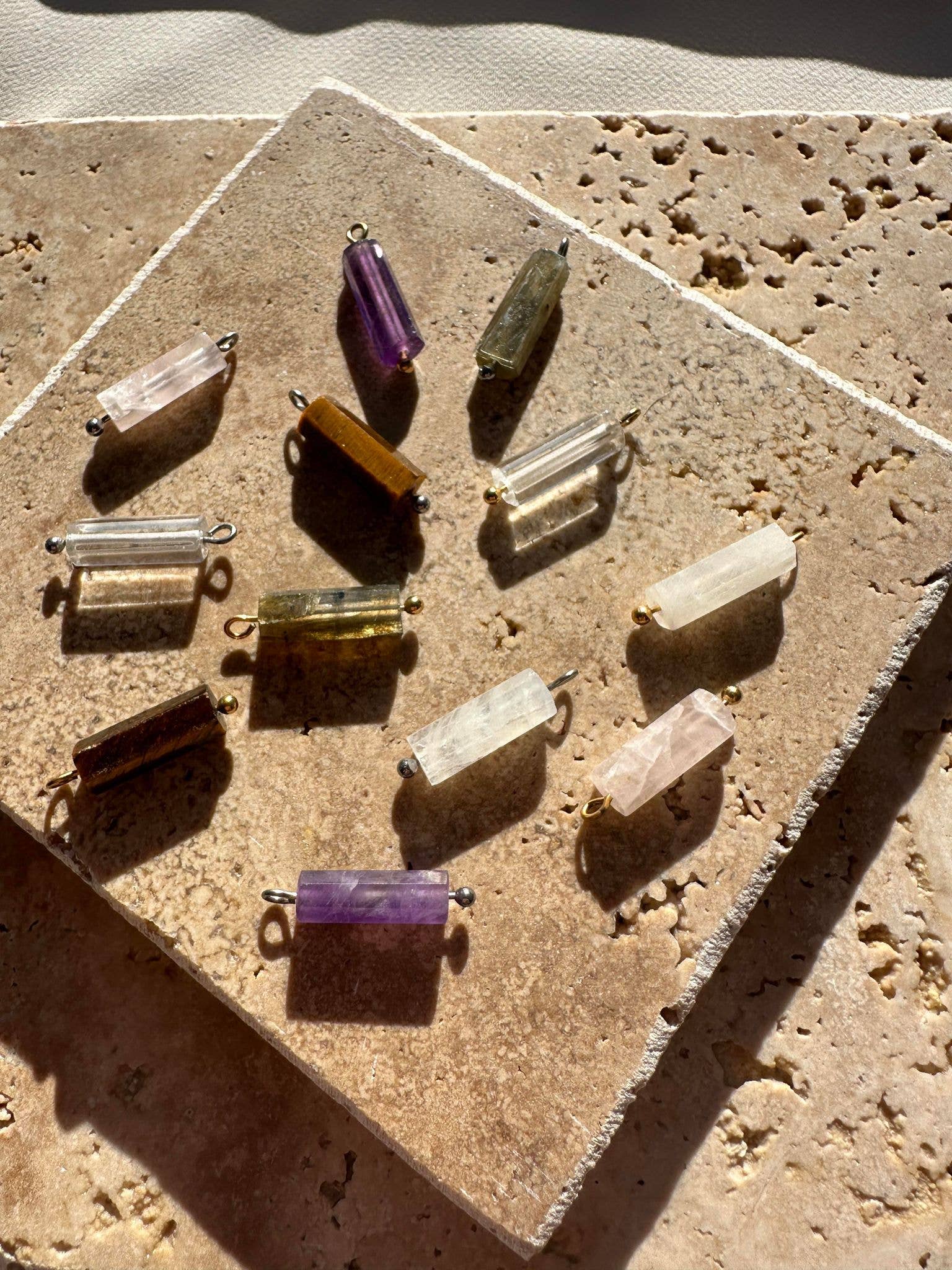 The Soulshine – wholesale Pendant/charm necklace – ALMA natural stone necklace1