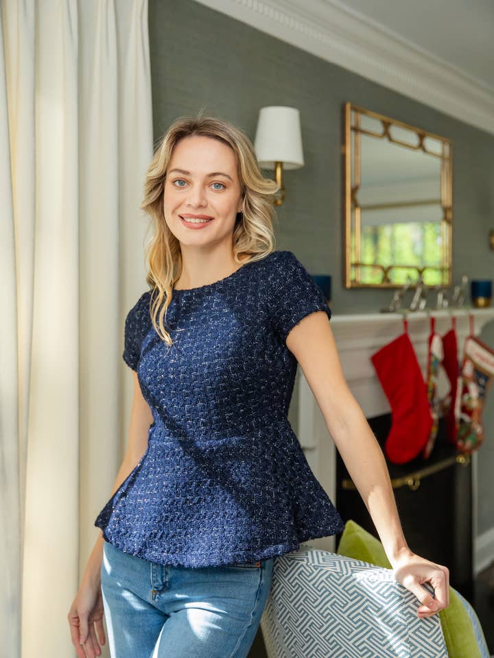 Marineblauw Metallic Tweed Peplum Top met Rits aan de Achterkant voor wholesale door Sail to Sable