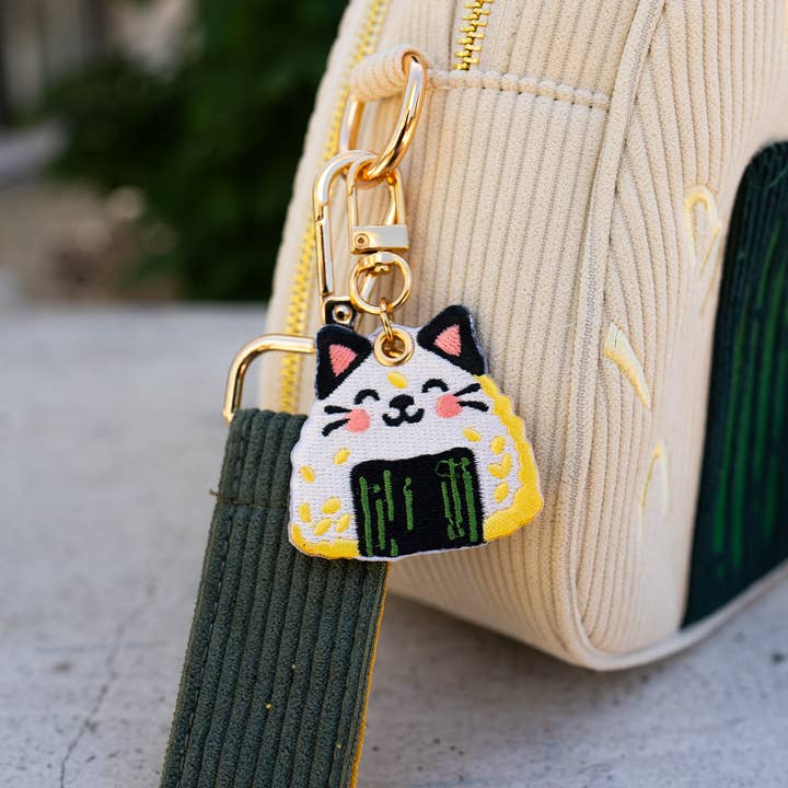 Kabujiro - Wholesale Keychain - Unisex - Onigiri Cat – Embroidered Keychain Charm1