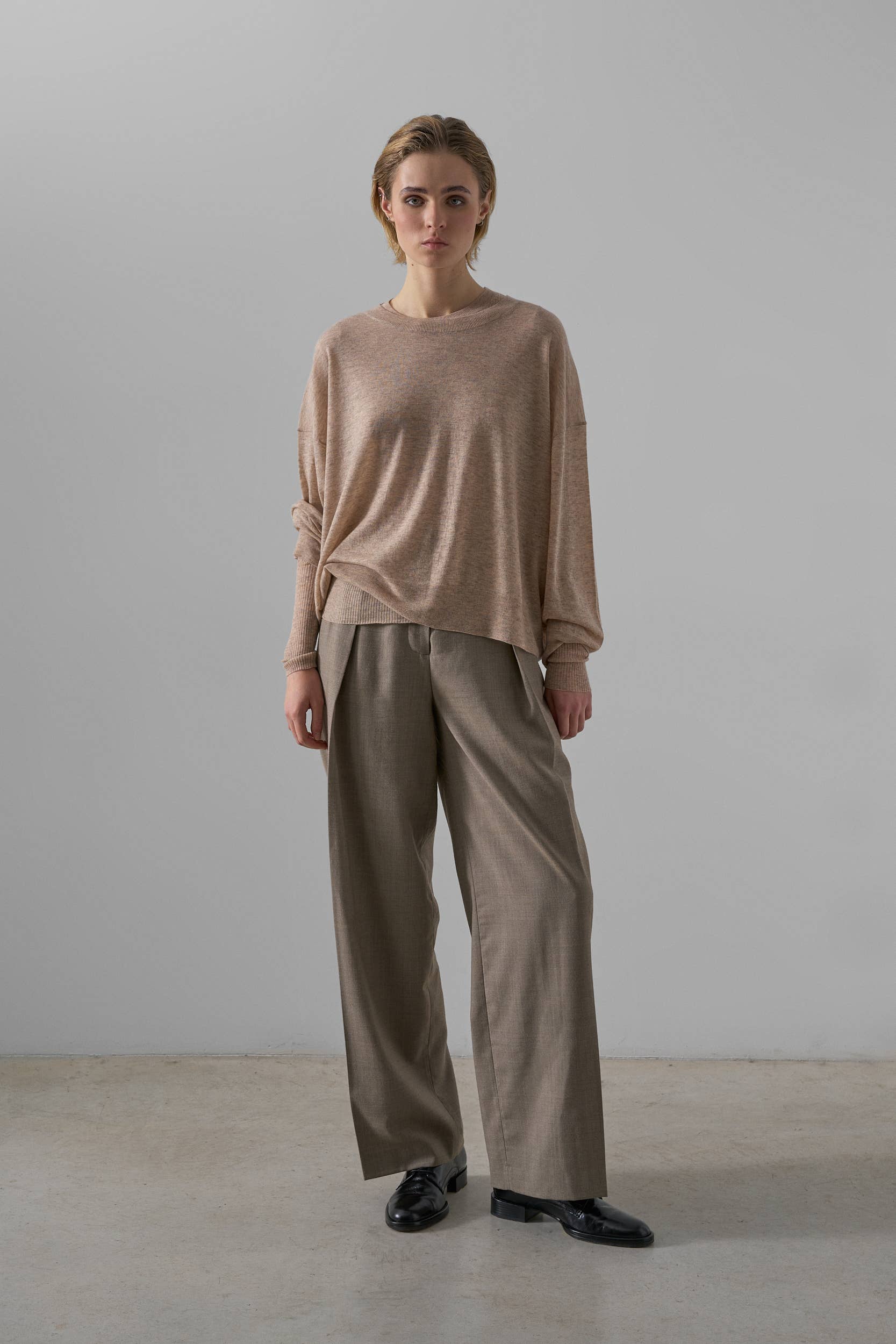 Leap Concept - Wholesale Knit Sweater - Women's - ALLEGRA fine-knit oversized sweater2