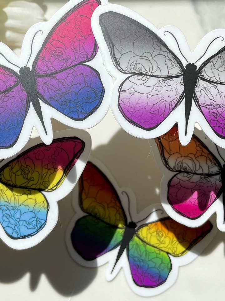 Pride vlinderstickers voor wholesale door A Dresser Drawer