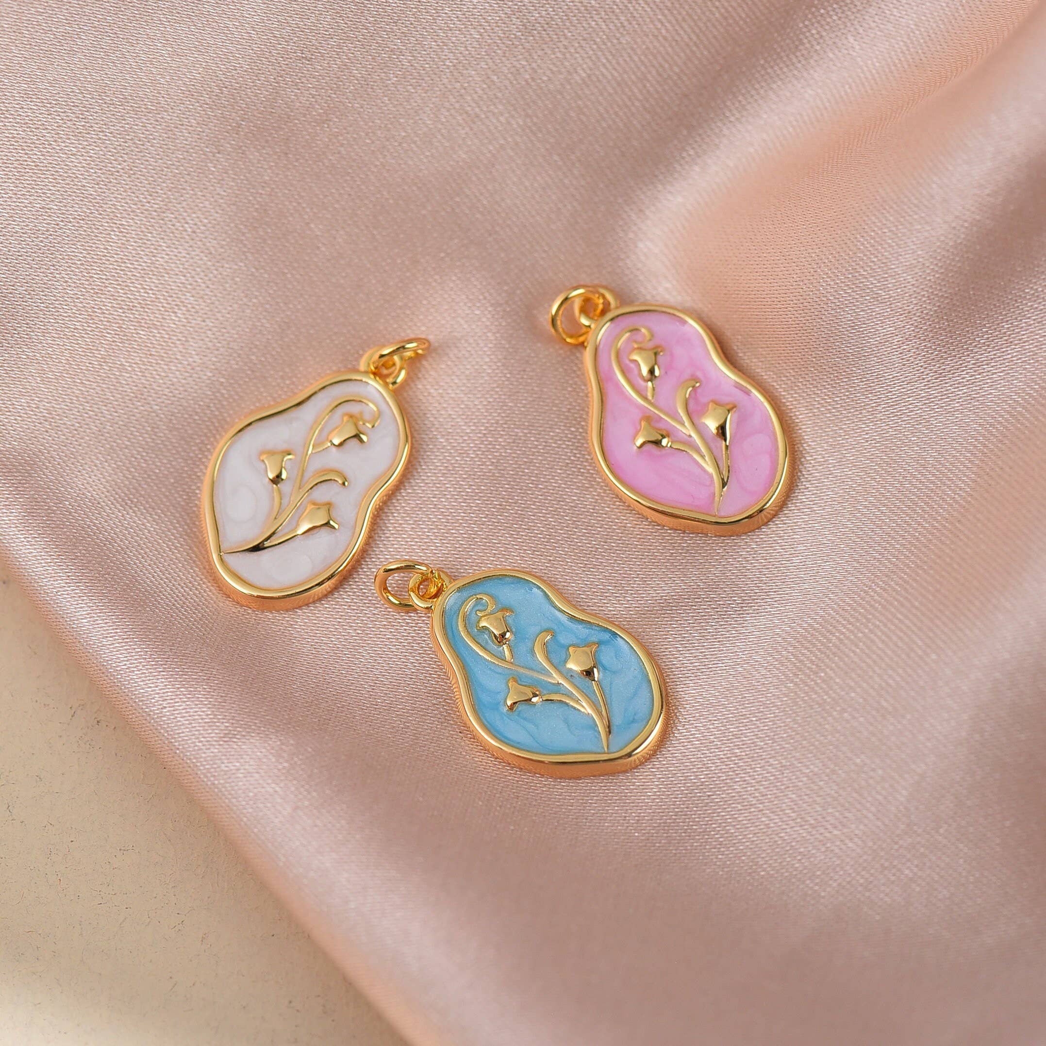 Jewel Pledge - Wholesale Individual Charm/Pendant - Gold Flower and Dainty Tulip Enamel Charms CPG2233