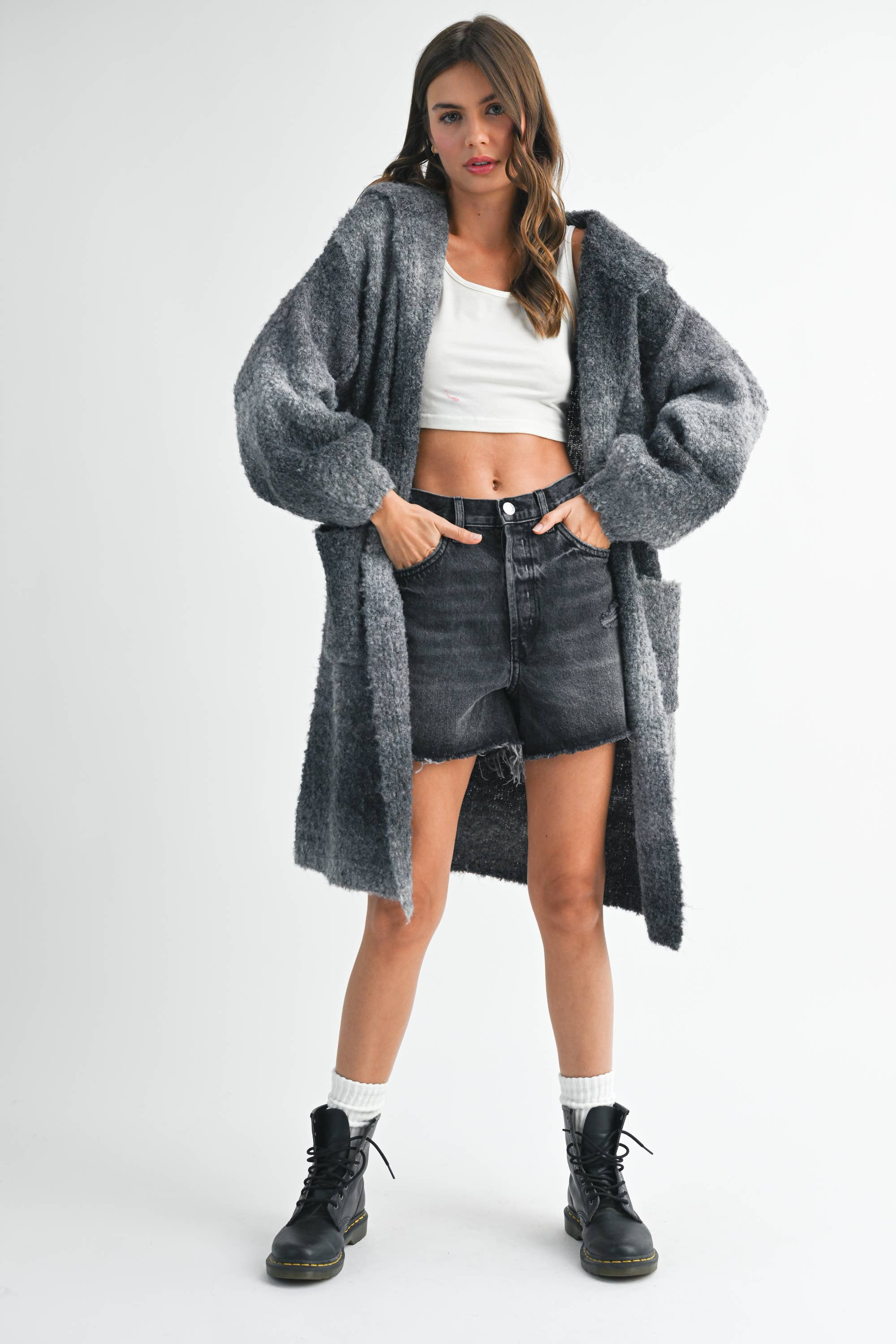 AEMI + CO - Vente Cardigan – femme - Cardigan à capuche Nelsi avec manches ballon et poches16