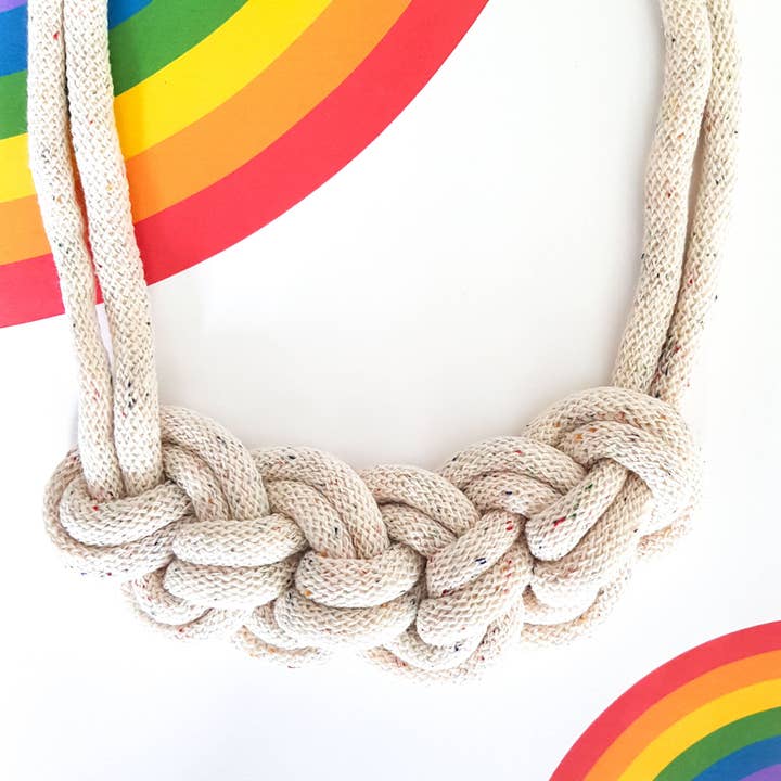 Norio Knots – Großhandel Halsband/Collier – Häkeln Sie eine doppelte Halskette in Rainbow Dust